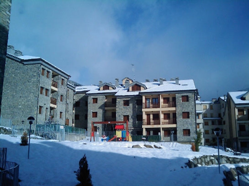 exterior_6