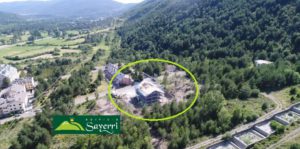 Sayerri - Foto aérea de la obra Junio 2019 - Inmobiliaria Casmar - Pisos, apartamentos en Pirineo