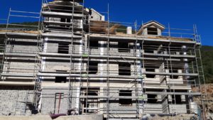 Sayerri - Siguen los trabajos - Octubre 2019 - Inmobiliaria Casmar - Pisos, apartamentos en Pirineo